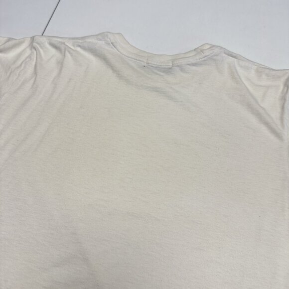 Vintage Tokyo Disneyland T Shirt White Winnie The Pooh Medium 20.5x25.5 - Picture 9 of 13